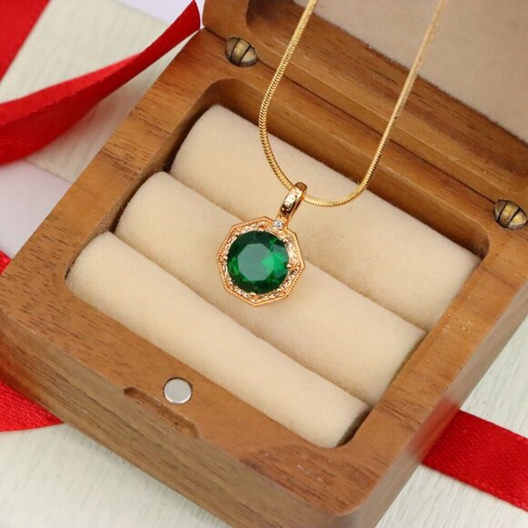 "Elegant Green Gem Pendant in Rose Gold Octagon Frame, XPPT1388 - Picture 8 of 13